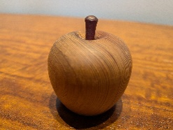 JikoujiCedar りんご 小 | コースター おしゃれ 木 新潟県 五泉市 ふるさと企画