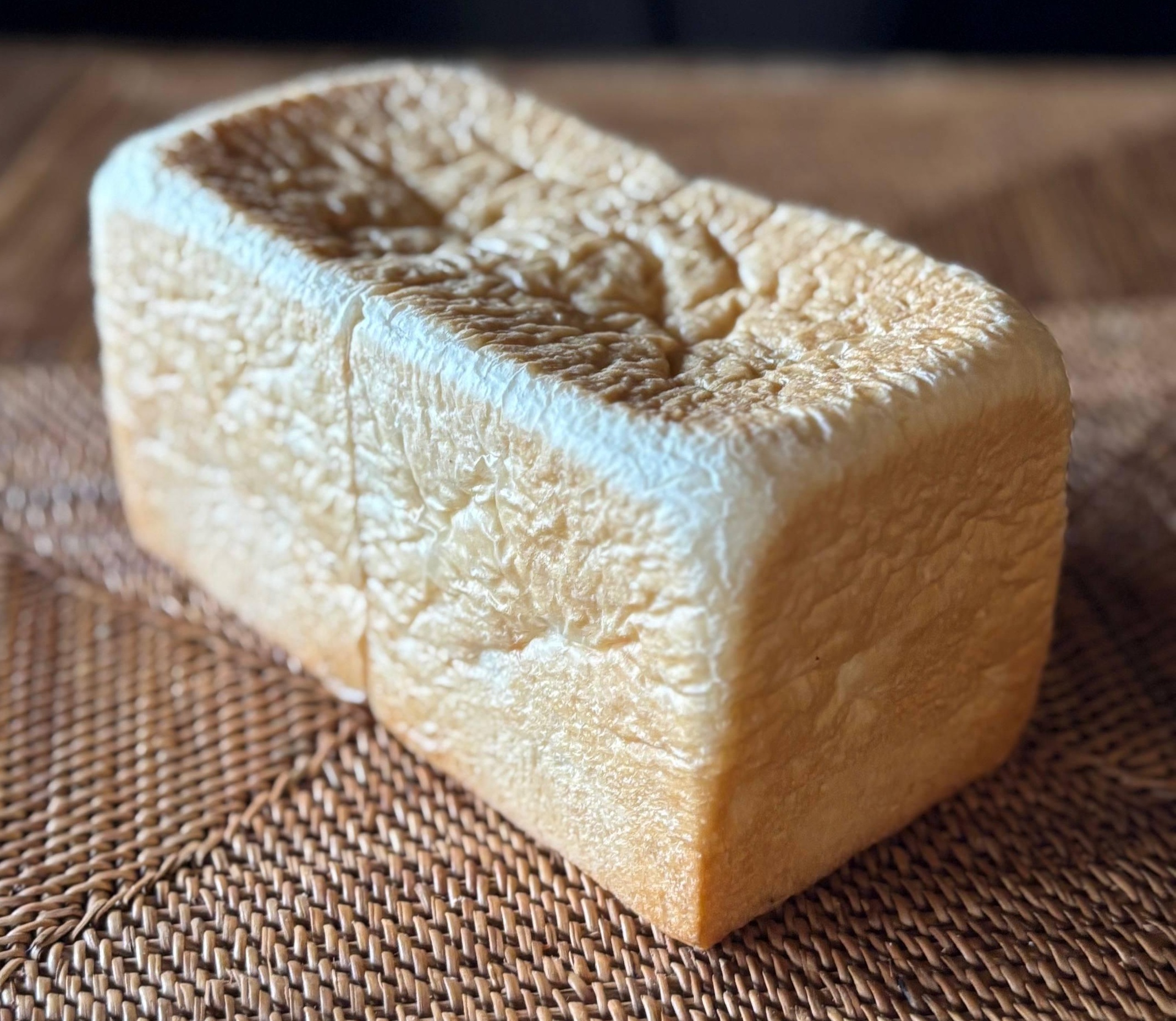 【3回定期便】しょこら亭 麒麟山吟醸生食パン 3本セット （4ヶ月毎×3回） パン 食パン 冷凍 1Z57027