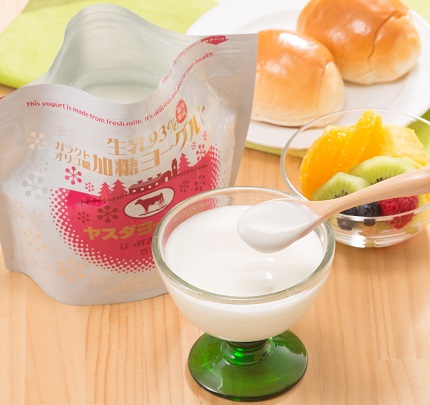 【5ヶ月定期便】ヤスダヨーグルト  パウチタイプ オリゴ糖入り 600g×4個×5回 アレンジ名人セットB 無添加 ガラクトオリゴ糖 搾りたて こだわり生乳93％ 濃厚 ヨーグルト 1B83031