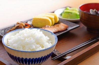 【6ヶ月定期便】新潟産 コシヒカリ「瓢湖米」 5kg×6回 1N09043