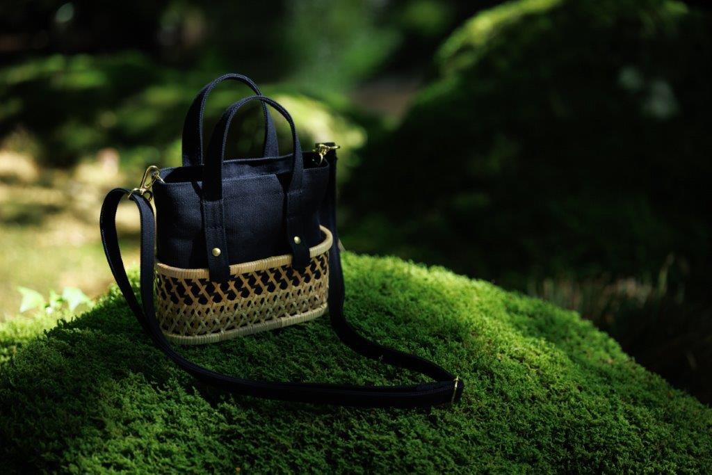 ふたえ籠サイズSブラック（竹籠フレーム帆布バッグ）工芸品 伝統 バッグ かばん 帆布 かご 籠 かごバッグ 新潟県 阿賀野市 2X03081B