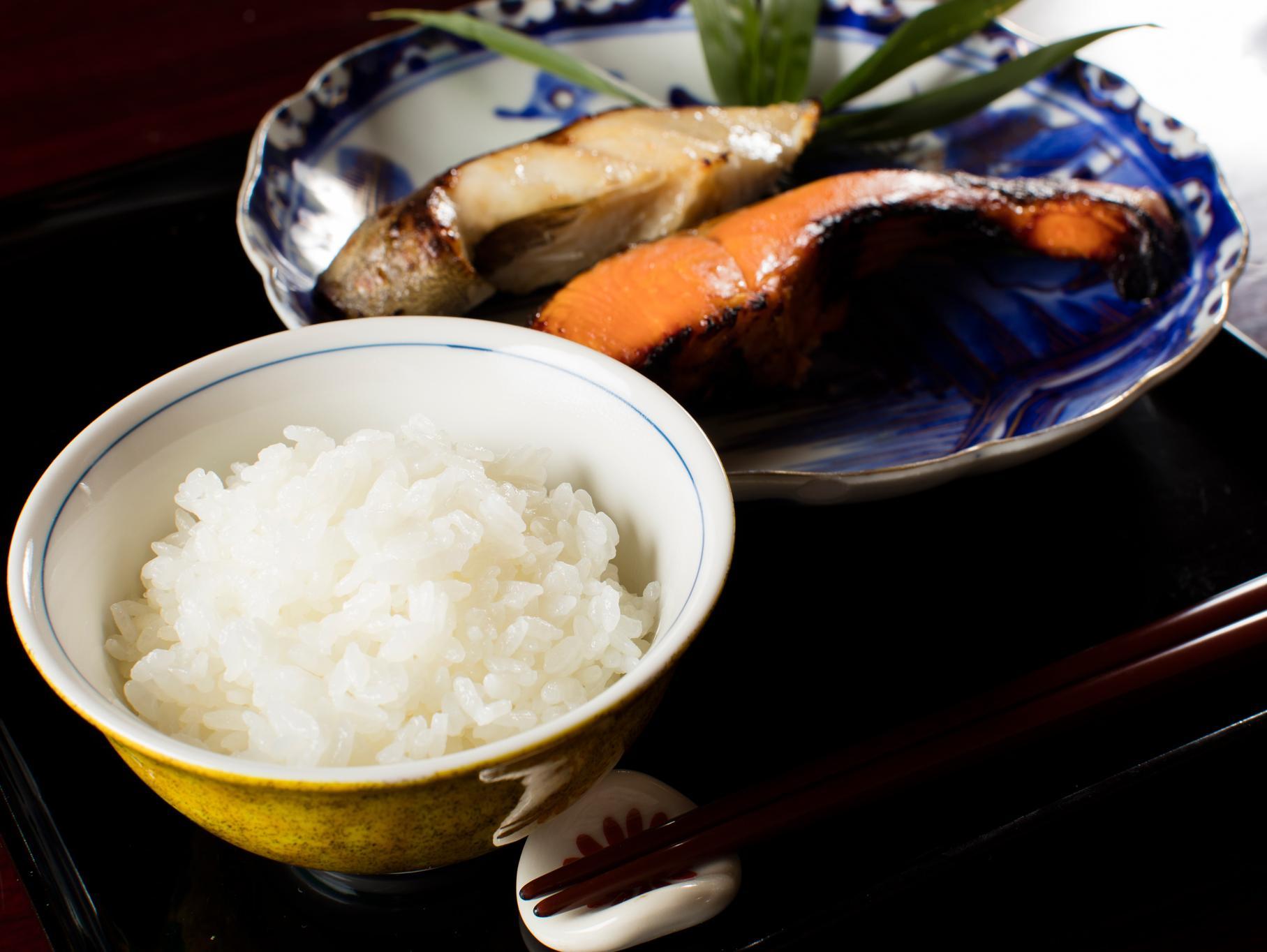 【令和7年産】南魚沼産こしひかり「秋雪」白米4kg 新潟県の特A地区南魚沼市の美味しいお米