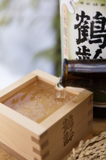 雪国のお酒「鶴齢」本醸造【一升瓶1800ml】