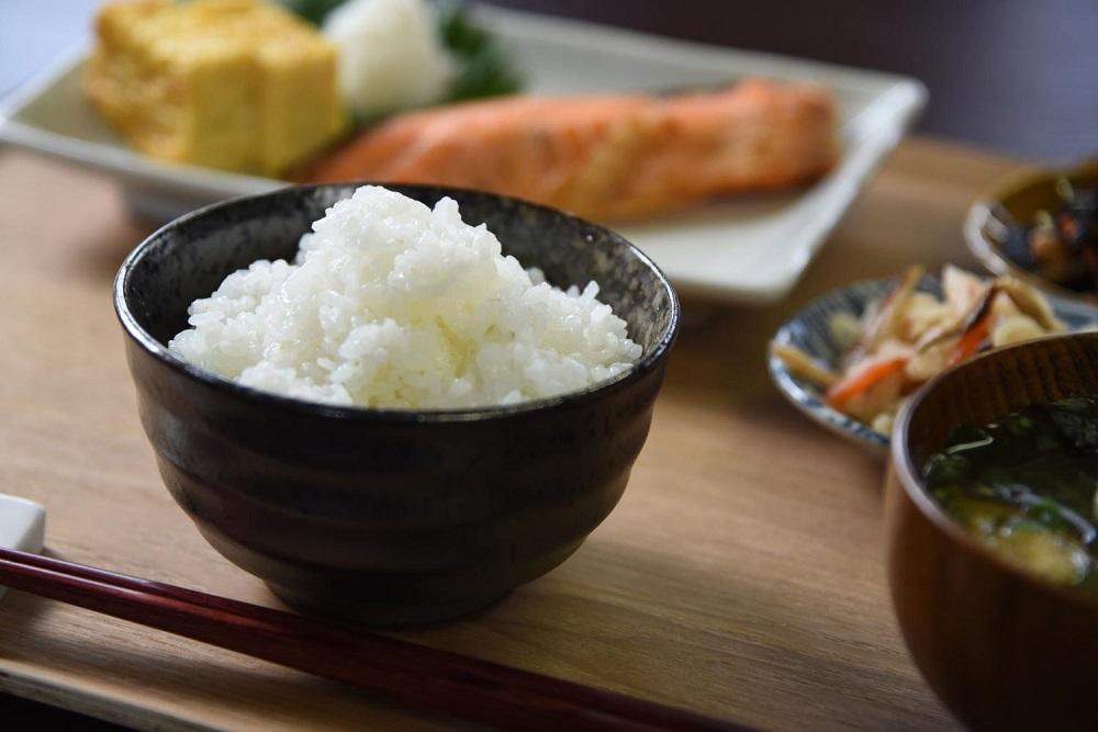 【5日以内発送/令和6年産/2kg】南魚沼産コシヒカリ　うちやま農園のお米【発祥の地】