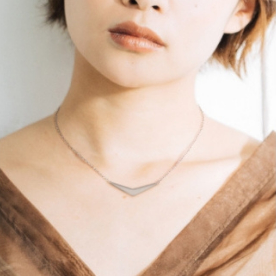 純チタンバーネックレス(V字)42cm