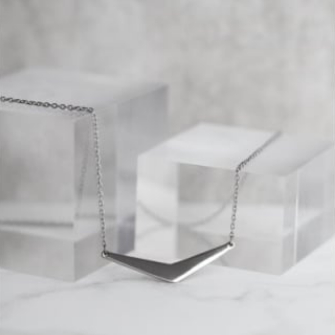 純チタンバーネックレス(V字)42cm