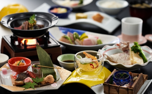 東京発　北陸新幹線はくたか号グランクラスペア往復チケットと金太郎温泉光風閣「峰の界」スイートルームペア朝夕食付宿泊券セット ｜ 旅行 宿泊券 富山 宿泊 ホテル 観光 北陸 新幹線 北陸新幹線 電車 温泉 富山県　※北海道・沖縄・離島への配送不可