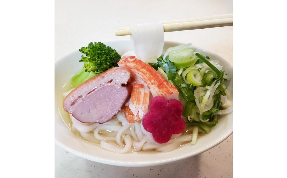みどりふぁーむの富山のブランド米「富富富（ふふふ)」100％の米麺 12袋セット