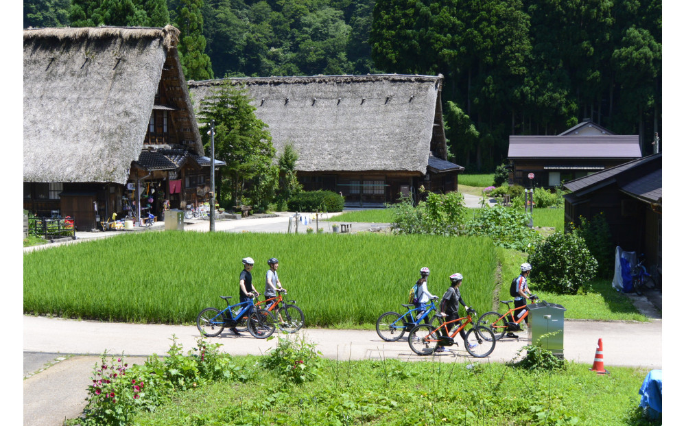 E-bikeで走る！ガイド付きサイクリングツアー ＜世界遺産五箇山サイクリング＞