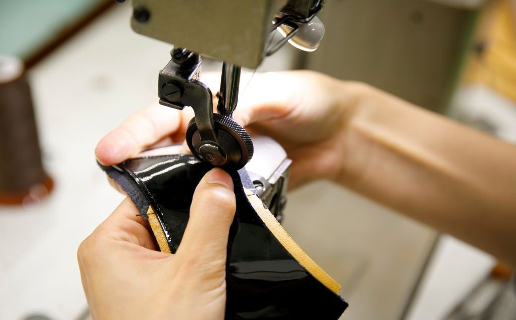 フィッティング体験付きパンプス(カラーオーダー) 【サイズ展開：20.5cm~27.0cm】