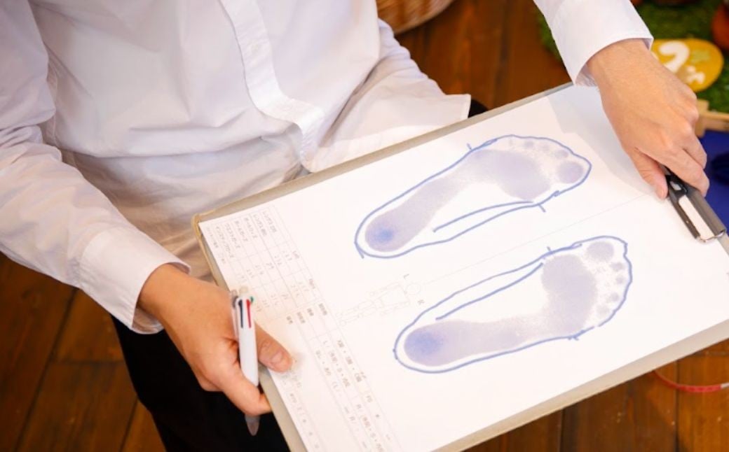 フィッティング体験付きパンプス(カラーオーダー) 【サイズ展開：20.5cm~27.0cm】