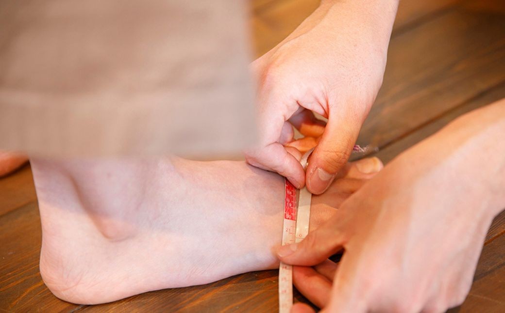 フィッティング体験付きパンプス(カラーオーダー) 【サイズ展開：20.5cm~27.0cm】