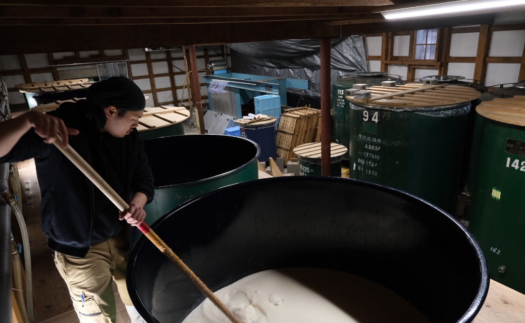 神泉 大吟醸 無濾過生原酒 黒ラベル 720ml 日本酒 お酒 父の日 ギフト お花見 プレゼント | 石川県 小松市 北陸 【東酒造】