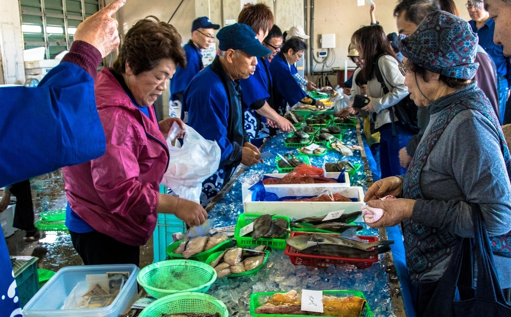 ふぐのたたき 1パック (約200g) フグ 海鮮 父の日 母の日 ギフト プレゼント【石川県漁業協同組合小松支所】