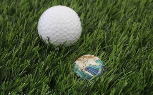 彩華-SAIGA-ボールマーカー兎（九谷焼作家：越田秀平）