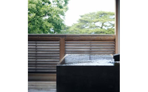 べにや無何有 露天風呂付和洋室 夕朝食付き ペア宿泊券 2名 ペア 食事付き 夕食 朝食 露天風呂 温泉 宿泊券 旅行 トラベル 宿泊 宿泊施設 宿 レジャー 能登半島地震復興支援 F6P-2401