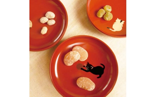 山中漆器 手描きまめ皿 にゃんこ 3枚 セット まめ皿 皿 お皿 取り皿 ねこ 猫 漆器 伝統工芸 工芸品 国産 日本製  テーブルウェア インテリア 復興 震災 コロナ 能登半島地震復興支援 北陸新幹線 F6P-2366
