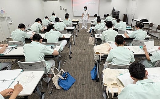 【返礼品なし】加賀看護学校支援事業 100,000円分 教育 人材育成 地域医療 社会貢献 石川県 F6P-3137