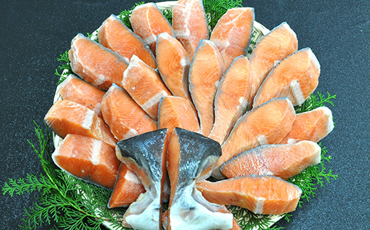 【2月発送】 【訳あり】 減塩銀鮭 2kg 鮭 さけ サケ しゃけ シャケ 減塩 銀鮭 塩鮭 切り身 冷凍 魚 海鮮 魚介 魚貝 海産物 海の幸 おかず おつまみ 肴 国産 食品 復興 震災 コロナ 能登半島地震復興支援 北陸新幹線 F6P-3170