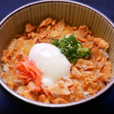 【テントサウナ120分+サ飯】一里野高原ホテルろあんのサウナと地物丼を楽しむ日帰りプランペア利用券【1347666】