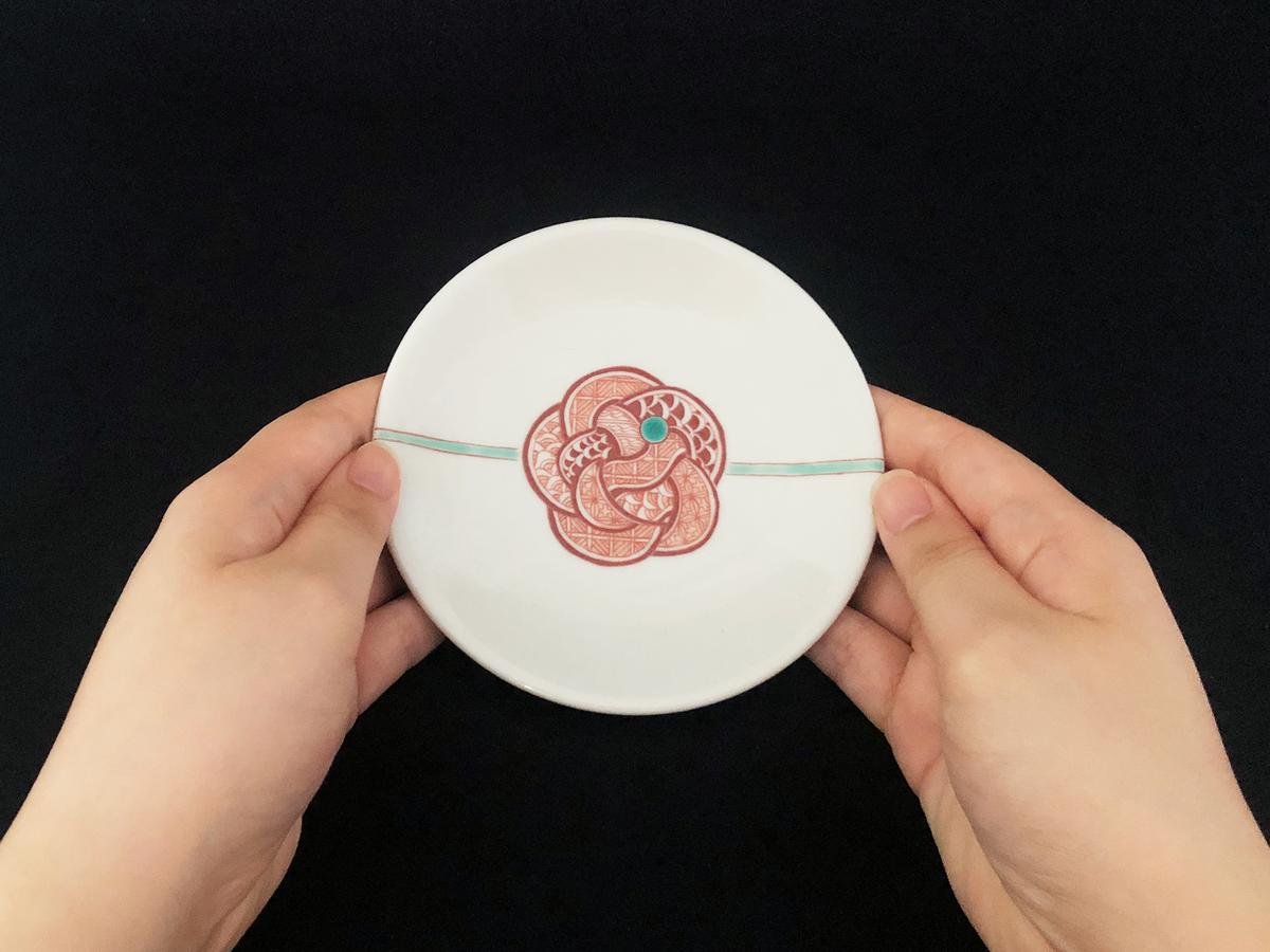 九谷焼　4号皿揃　赤絵水引文 （5枚セット）a01 食器 キッチン雑貨 キッチンアイテム 雑貨 小物 お皿 丸皿 食卓 テーブルコーディネート 普段使い 贈り物 