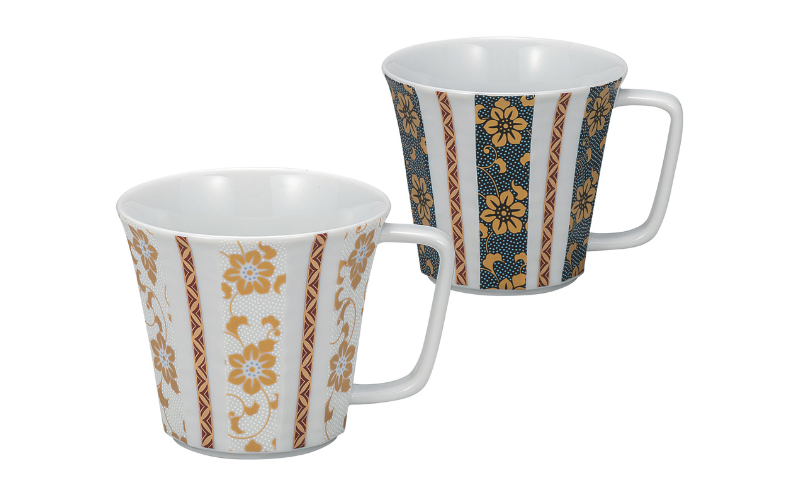 九谷焼 ペアマグカップ・鉄仙文