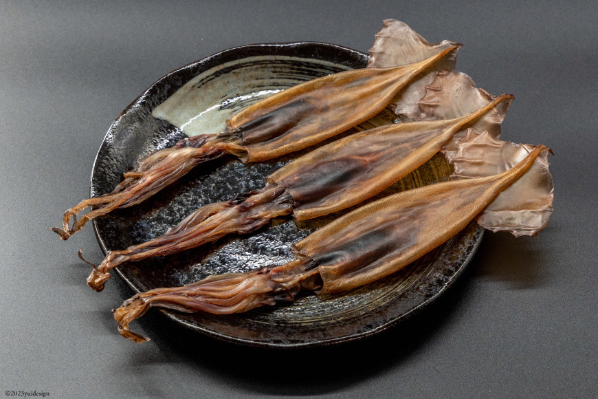 干物 いか 丸干しいか 約150g (5〜10枚) [西海水産 石川県 志賀町 AB4127] ひもの イカ 烏賊 するめいか スルメイカ もみいか ご飯のお供 化粧箱 冷凍 志賀町産 ふるさと納税