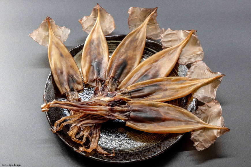 干物 いか 丸干しいか 約120g (3〜5枚) 2袋 計240g [西海水産 石川県 志賀町 AB4126] ひもの イカ 烏賊 するめいか スルメイカ もみいか ご飯のお供 冷凍 志賀町産 ふるさと納税