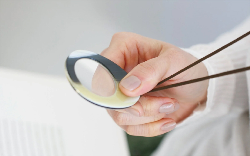 ＜KISSO＞Pendant Loupe_egA イエローホーン