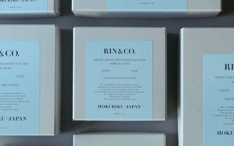 【RIN&CO.】越前硬漆 平皿S / 刷毛目技法 軽く丈夫な漆塗りの器＜越前漆器＞コバルトブルー（I-01）