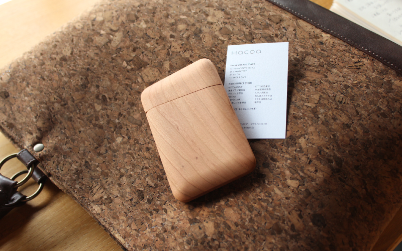 【Hacoa】おしゃれで美しいデザインの木製名刺入れ チェリー「Card Case Gentle」