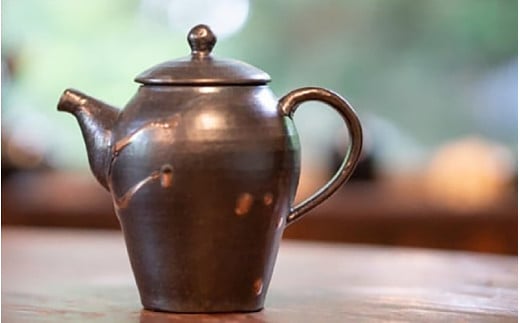 【青ノ木窯】銀彩ティーポット [aw008-d001]