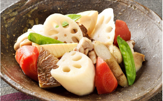【先行予約】＜定期便3回＞ 洗いれんこん 2kg 《発送直前に収穫してお届け！》 シャキっとした歯触り！／ 有機肥料 低農薬 蓮根 レンコン 野菜 根菜 正月【2026年11月中旬以降順次発送予定】 [aw056-b001]
