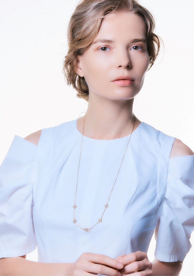 Deliciaeフォルトゥーナ　K18YG　4WAYデザインダイヤネックレス　メガネチェーン　マスクホルダー　二連ネックレス 　K04019-H