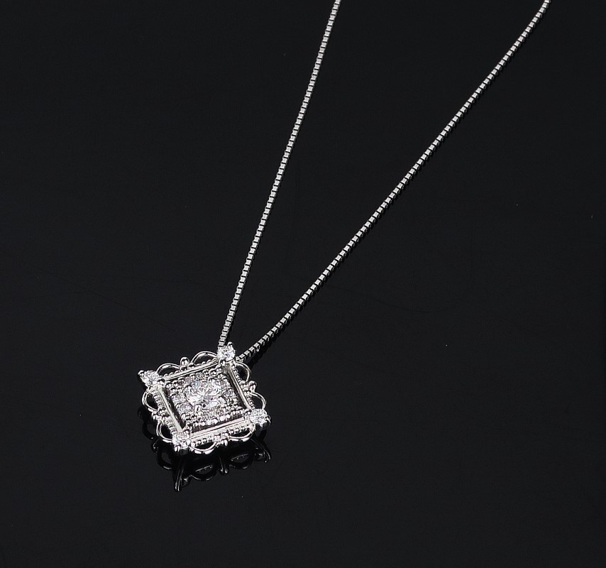 プラチナ　ダイヤモンド0.2ｃｔUP/0.2ｃｔ（トータル0.4ｃｔＵＰ）ペンダント　SA-2887PTNW