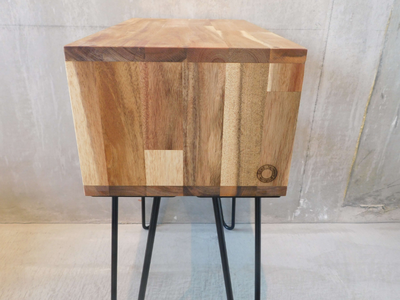 GENE SIDE TABLE