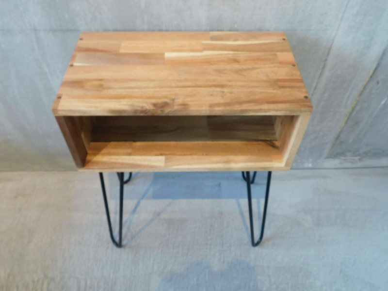 GENE SIDE TABLE