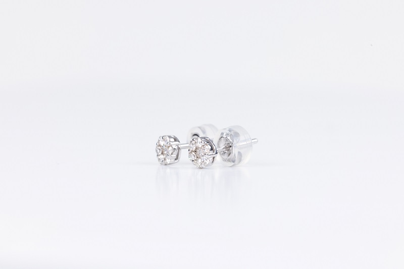 PT900 ダイヤモンドピアス　DYM-P-PT