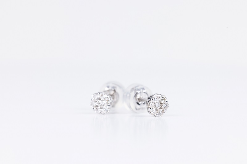 PT900 ダイヤモンドピアス　DYM-P-PT