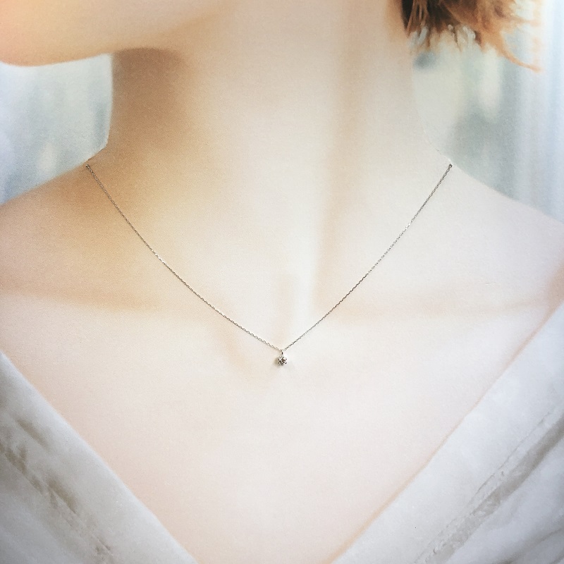 １０金 ホワイトゴールド製 １粒 ダイヤモンド 0.08ct プチネックレス 【1449550】