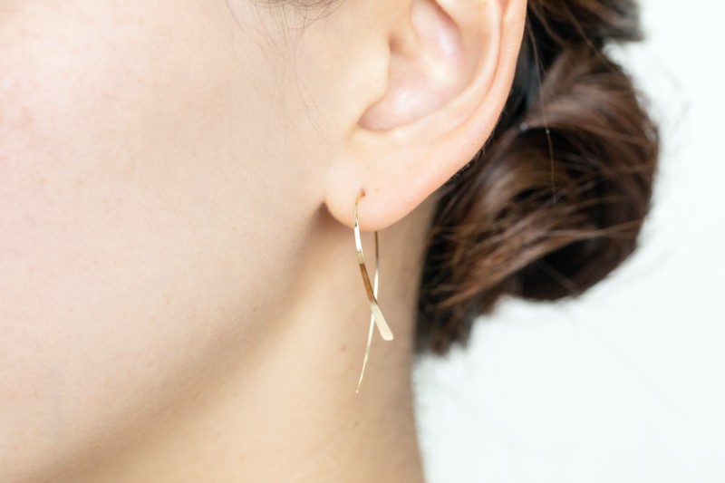 【甲府ジュエリー】K18　フックピアス（15125169）