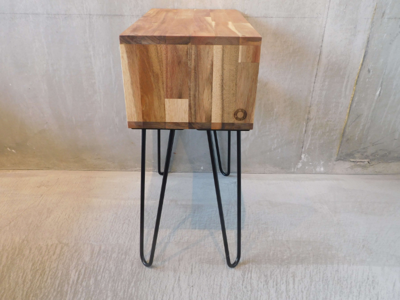 GENE SIDE TABLE