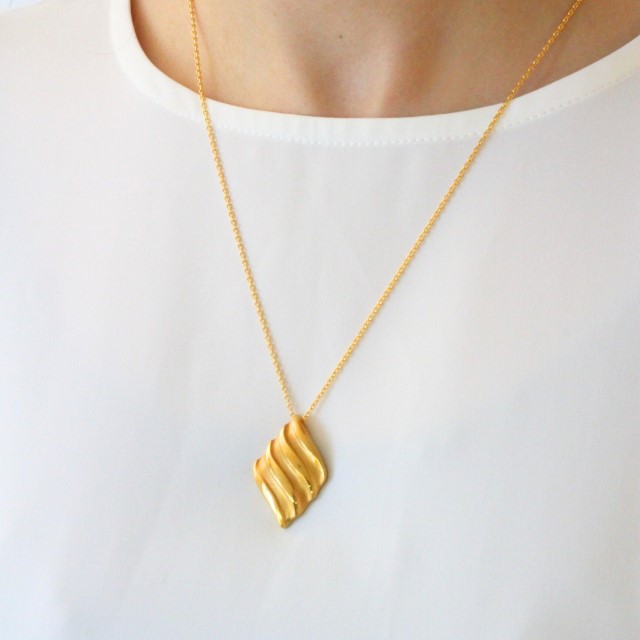 K24 çŽéããã¯ã¬ã¹(æ³¢) 12gUP S-3964