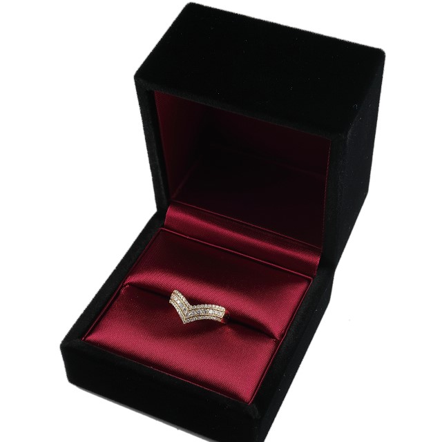 K18ダイヤモンド0.5ｃｔＶ字パヴェリング　RI-10YGWH