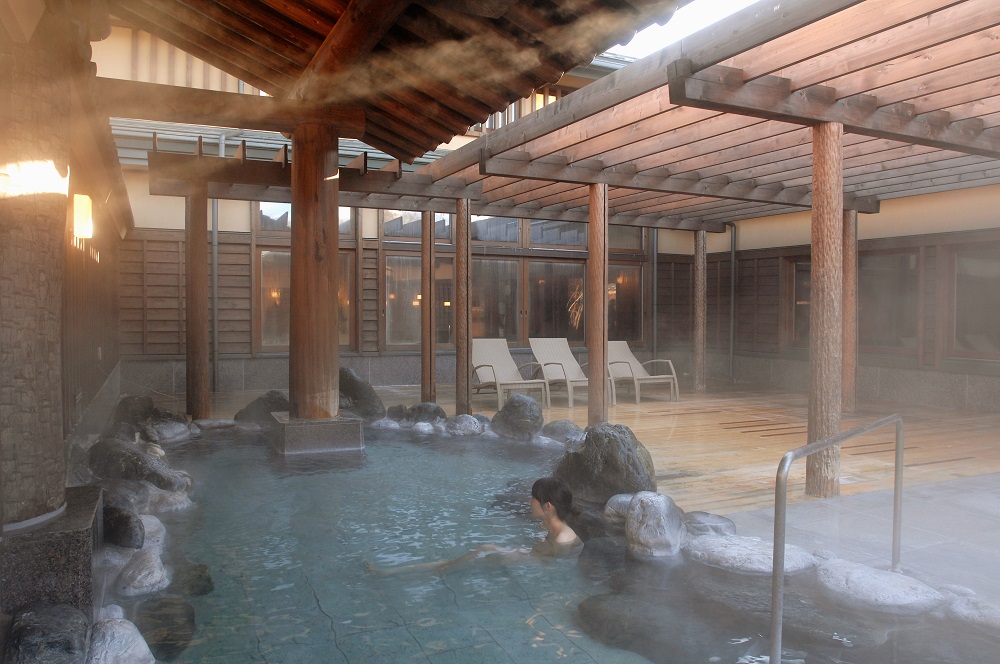 ふじやま温泉 温泉施設 ペア ご招待券 お風呂 サウナ 日帰り 入浴 2枚組 チケット 利用券 優待券 ギフト券 富士山 富士吉田 富士吉田市 山梨 旅行 富士急ハイランド すぐとなり 天然温泉