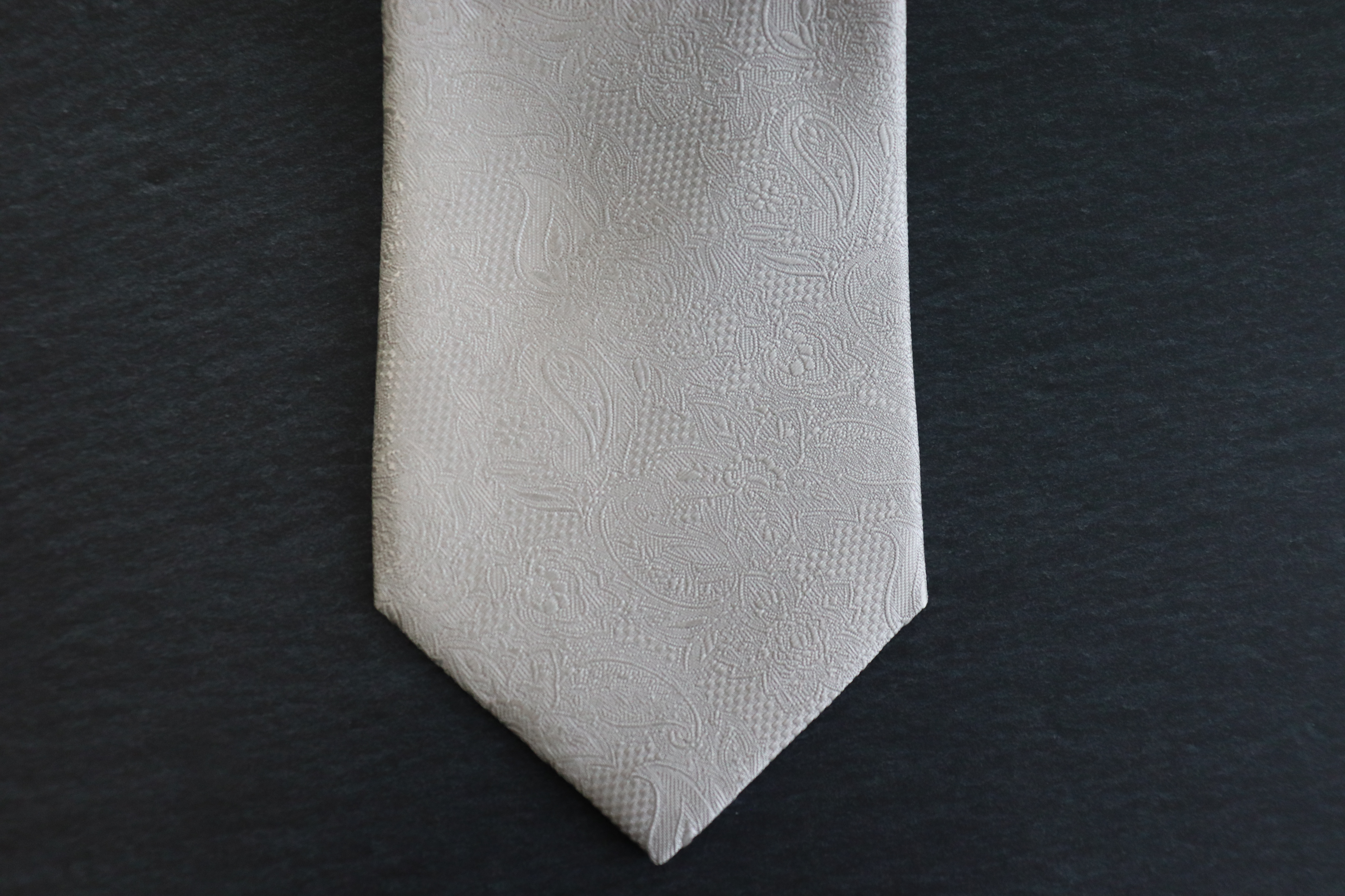 【Hadashin】フォーマルネクタイ ブラック＆シルバー 2本セット ペイズリー