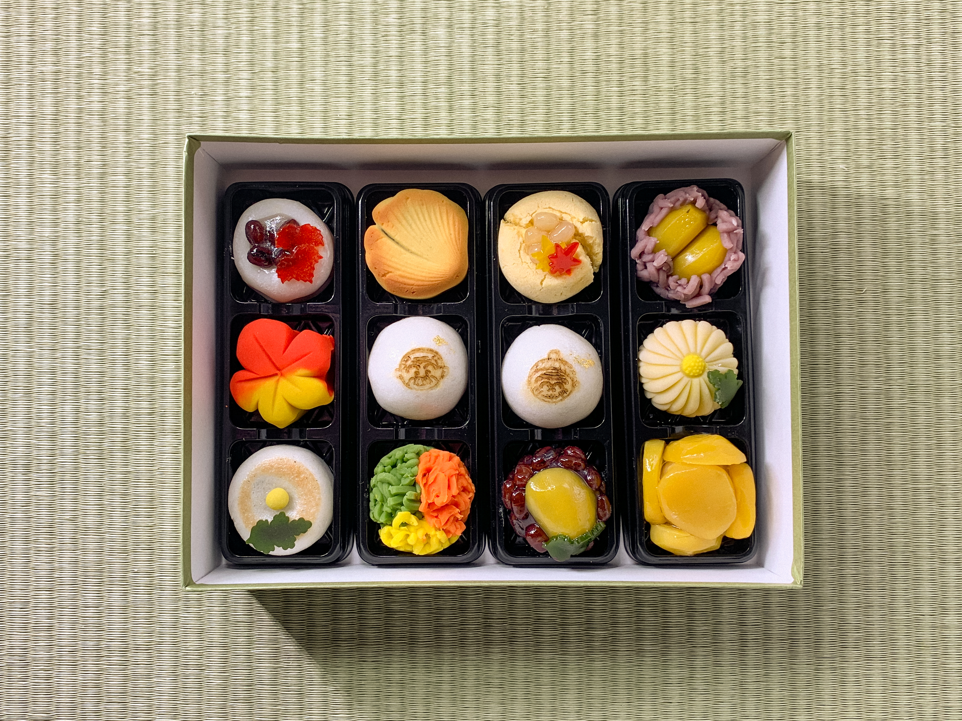 敬老の日 ギフト 上生菓子 12個セット 贈答用 箱入り 【2025年9月11日発送予定】