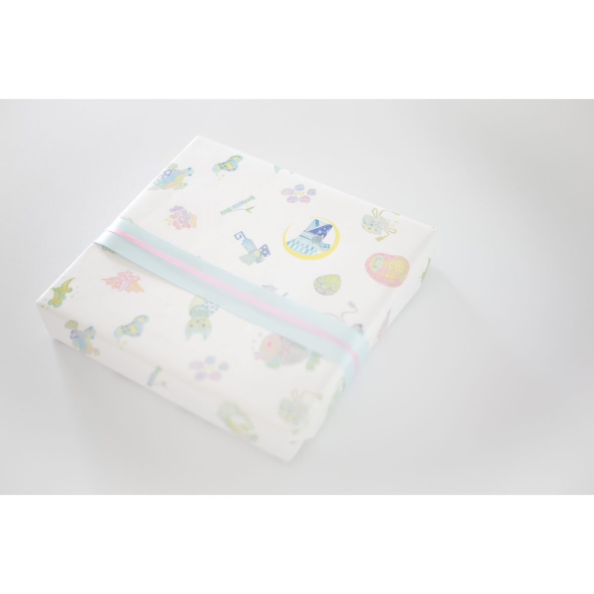 ãã¡ãŒã¹ãçç©ãšè¢Žã®ã»ãã 女ã®åçšïŒæ€¿æïŒ