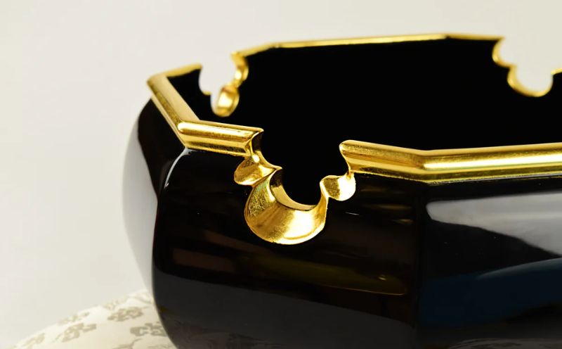 【佐藤木工】彩玉手箱 木曽漆 京組紐（漆黒）