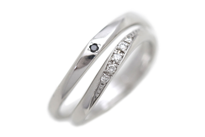 指輪 結婚指輪 ペアリング PT100 プラチナ10％ ダイヤ 0.05ct ブラックダイヤ 0.01ct マリッジリング リング アクセサリー ジュエリー アクセ 【232-pt100s】 [オーダーメイドジュエリーメイ 山梨県 韮崎市 20745199]